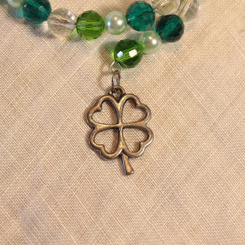 Fairycore Green Beaded Shamrock Four Leaf Clover Charm Bracelet - Picture 3 of 4